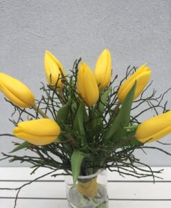 Kytice 7 žlutých velkých tulipánů